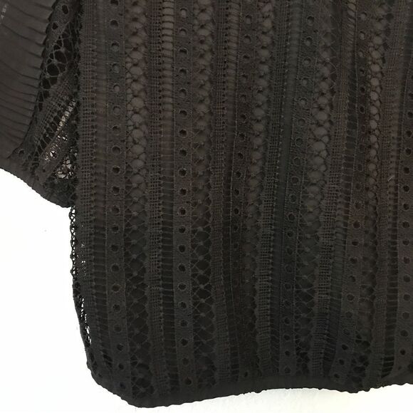 Calligraphie Lace and Ruffles Blouse (M) - Picture 9 of 13